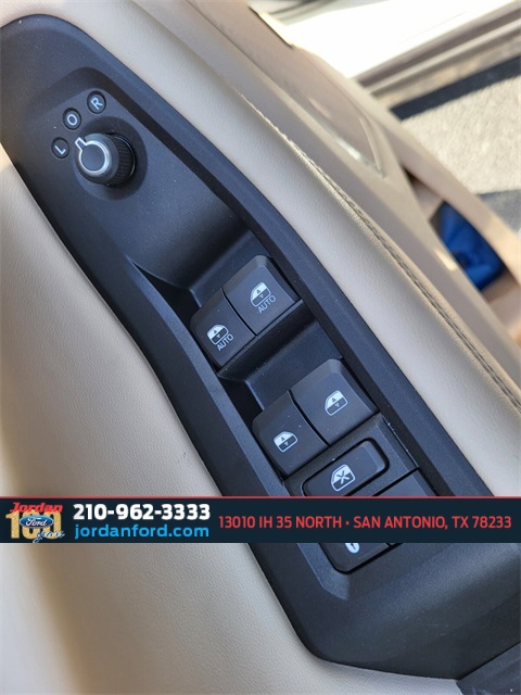 Used Car 2022 Jeep Grand Cherokee L  Limited For Sale Under $30,000 In San Antonio, Texas