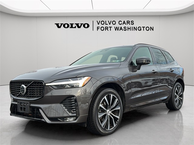 2023 Volvo XC60 B5 Plus Dark Theme