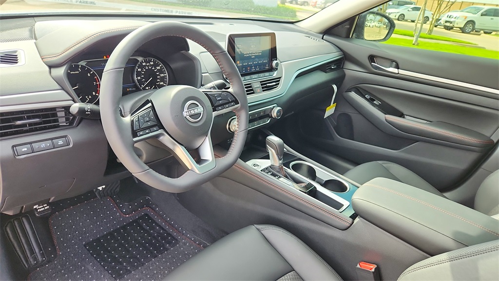 2025 Nissan Altima