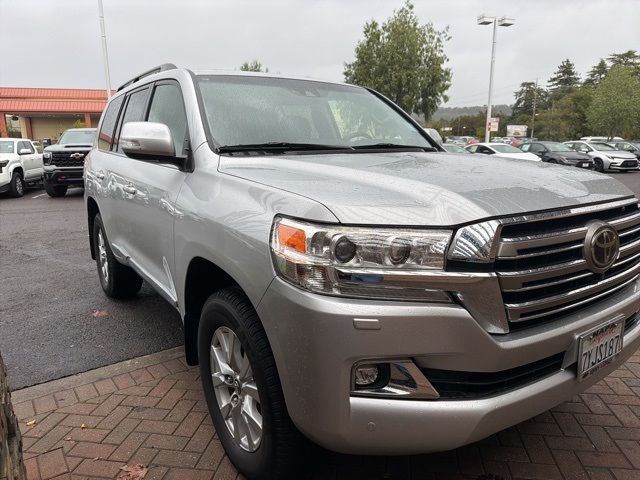 2017 Toyota Land Cruiser AWD