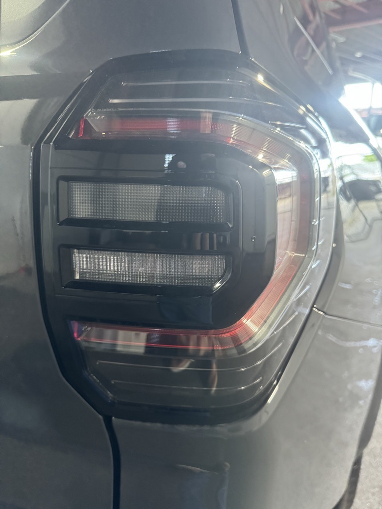 Thumbnail: 2025 Toyota 4Runner - 17