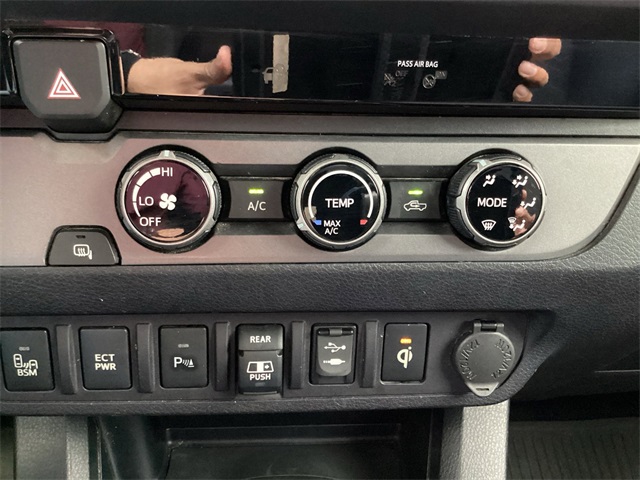 Used Car 2018 Toyota Tacoma  For Sale Under $25,000 In San Antonio, Texas