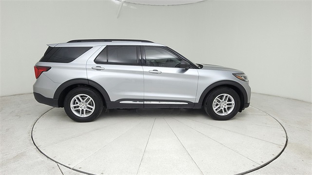 2025 Ford Explorer Active - 3