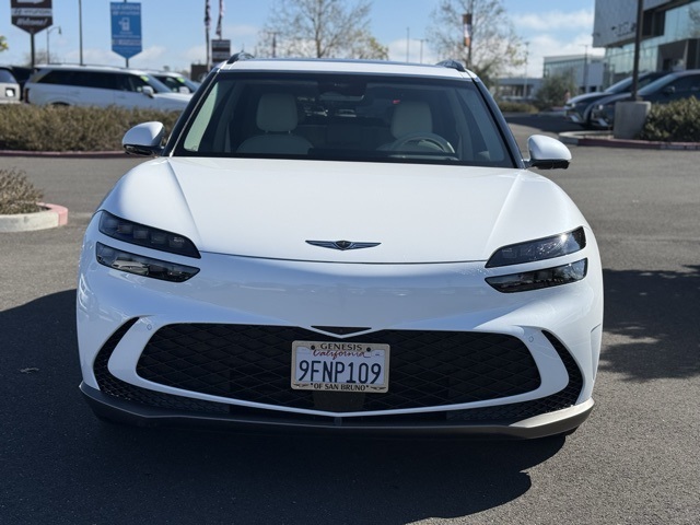 2023 Genesis GV60 Advanced AWD