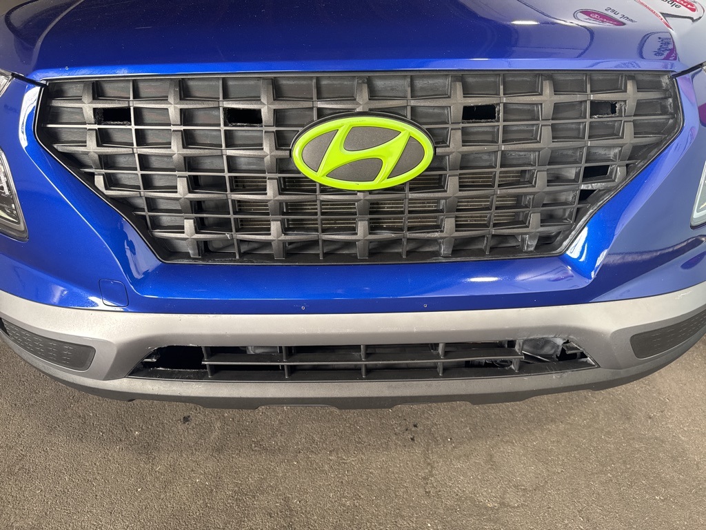 Thumbnail: 2022 Hyundai Venue - 12