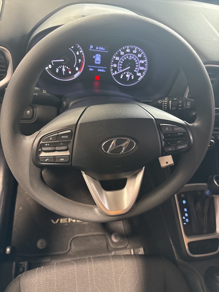 Thumbnail: 2022 Hyundai Venue - 32