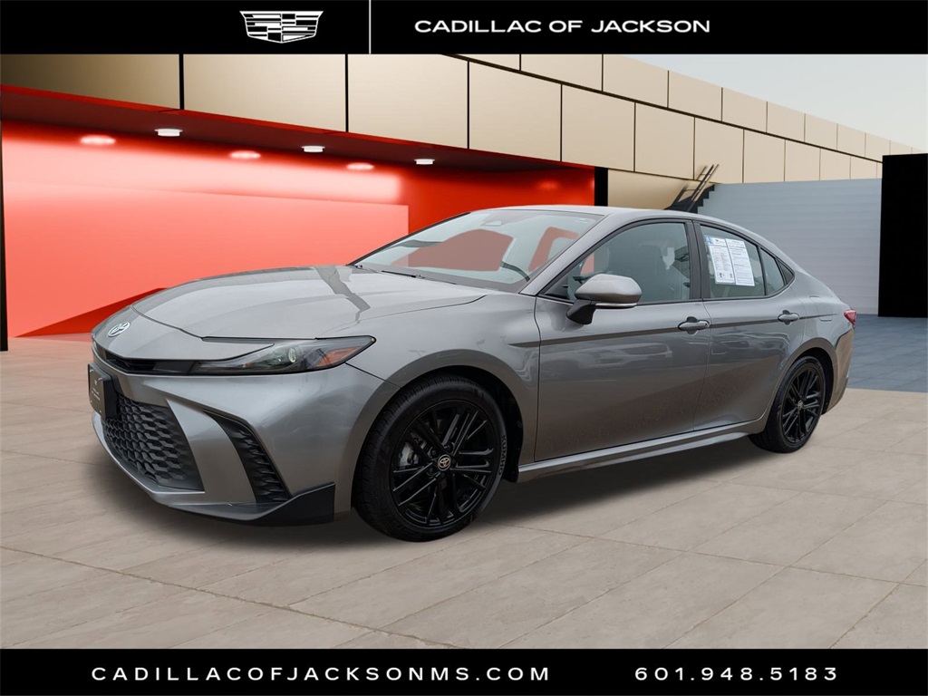 2025 Toyota Camry SE FWD