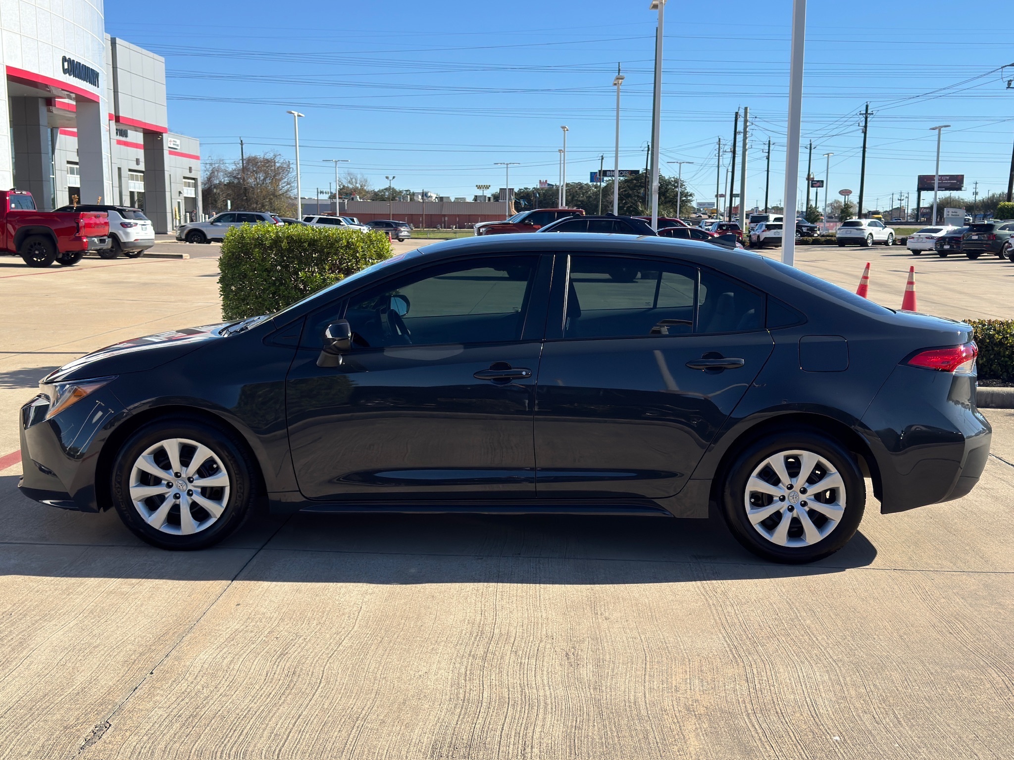 2025 Toyota Corolla LE - 9