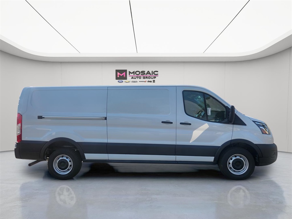 2025 Ford Transit-250
