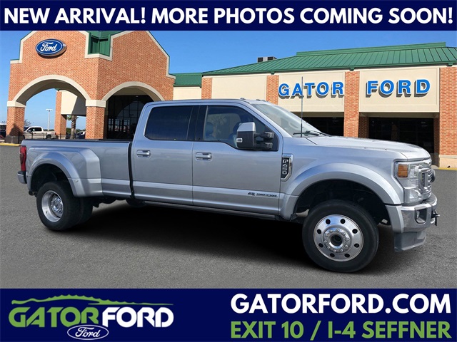 2022 Ford F-450 Super Duty Lariat Crew Cab LB DRW 4WD