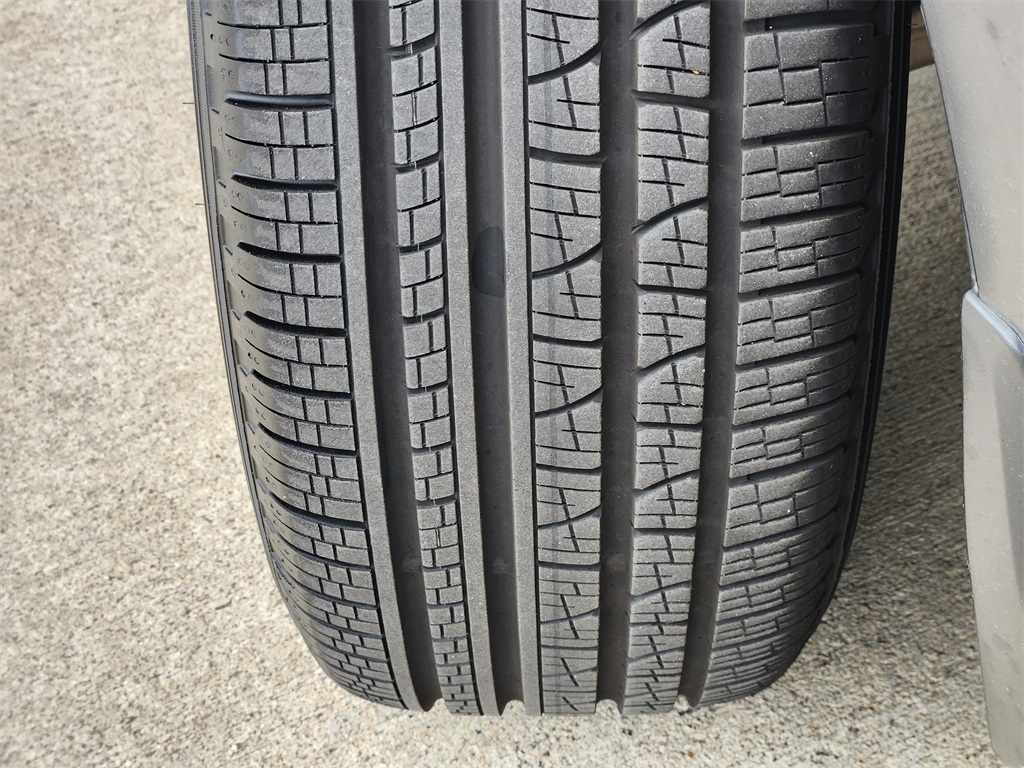 2020 Subaru Outback Limited XT - 10