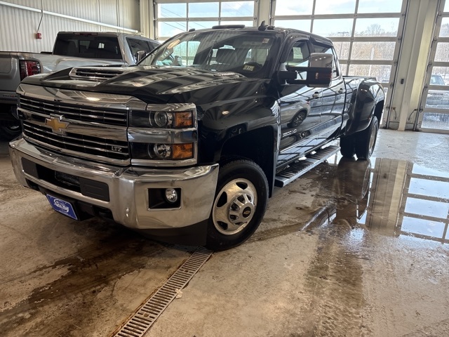 2017 Chevrolet Silverado 3500HD LTZ Crew Cab 4WD