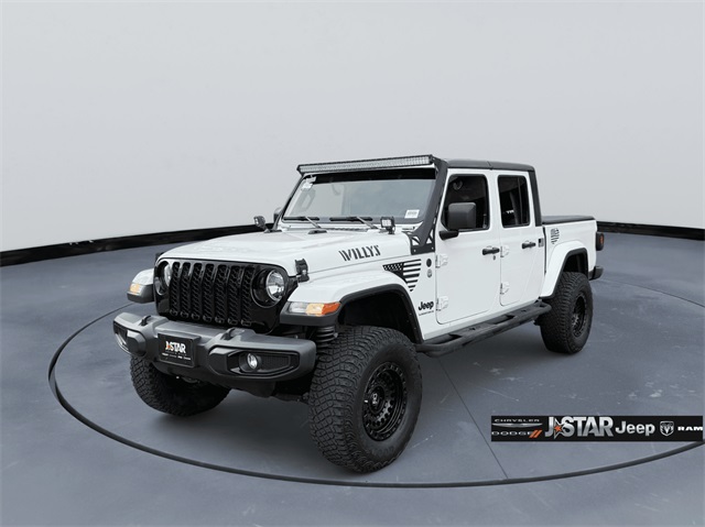 2023 Jeep Gladiator Willys Crew Cab 4WD