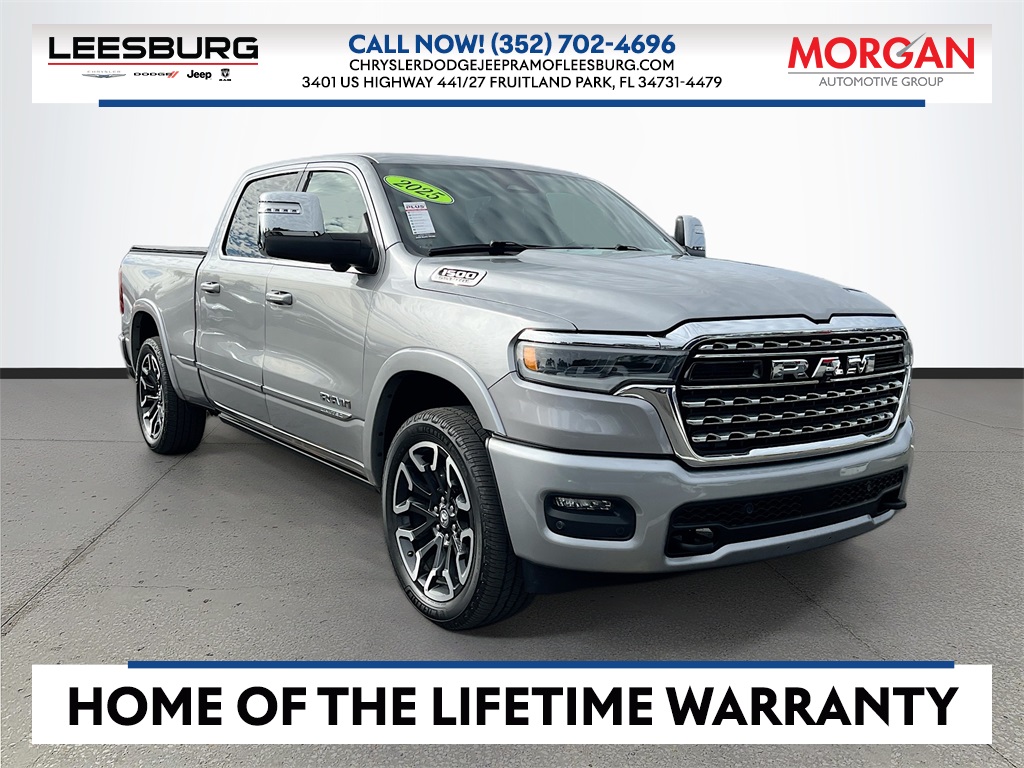 2025 RAM 1500 Limited Crew Cab 4WD