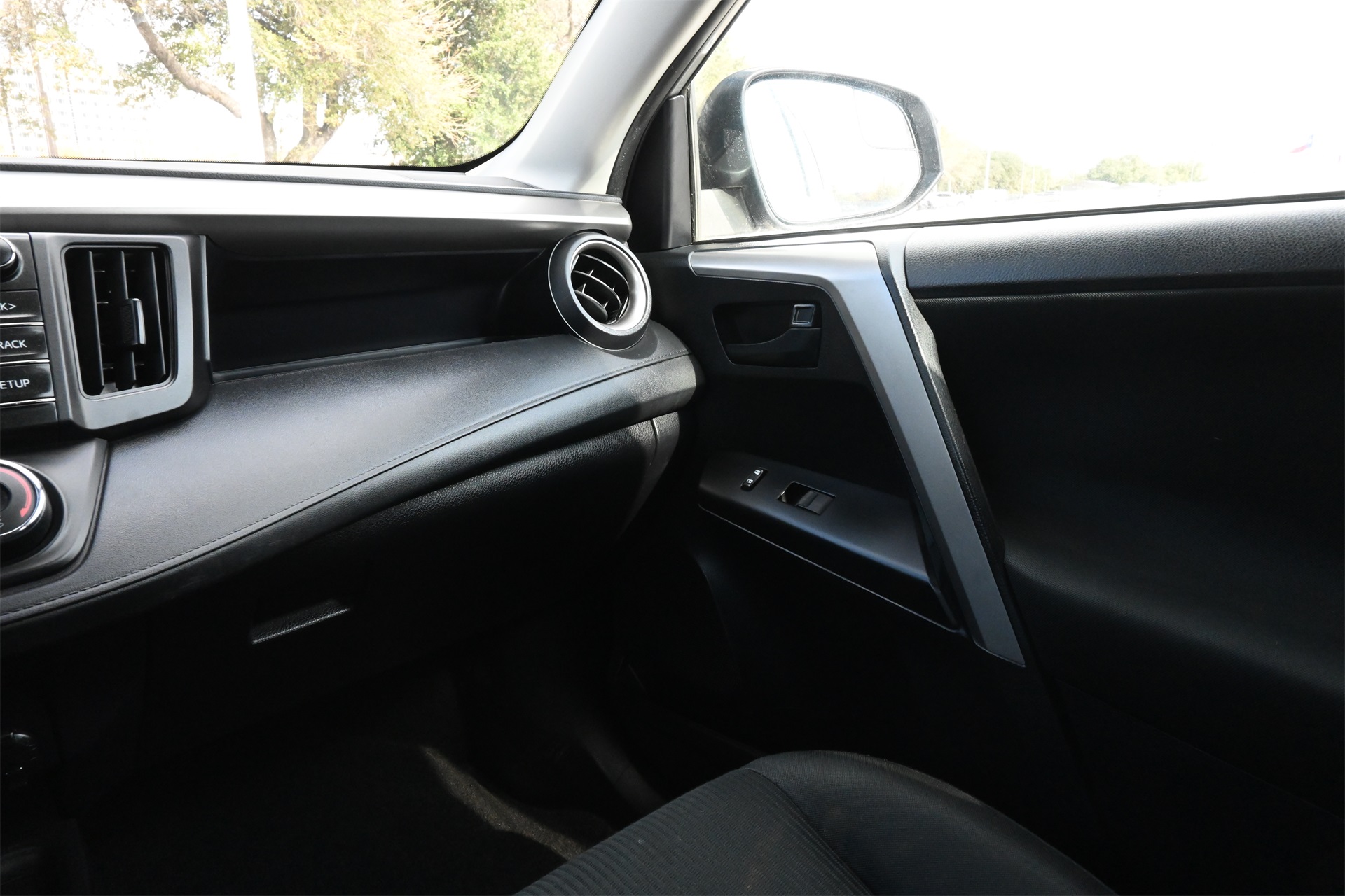 2017 Toyota RAV4 LE Silver at Emmons Autoplex