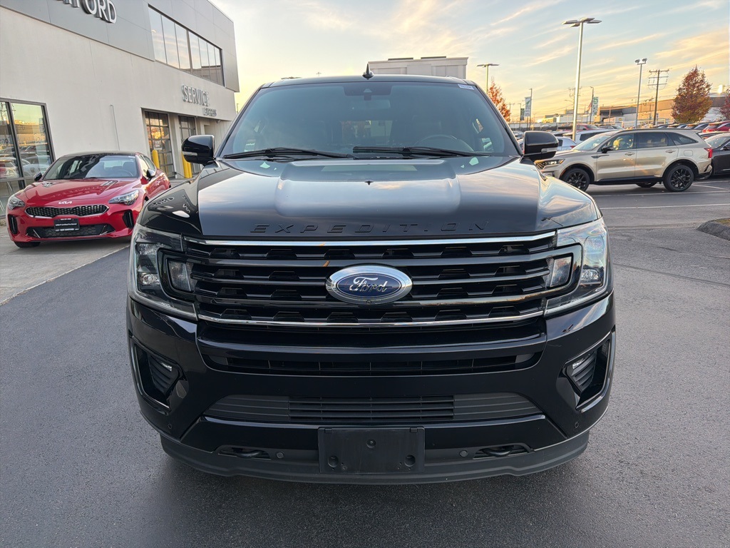 2020 Ford Expedition MAX Limited photo 2