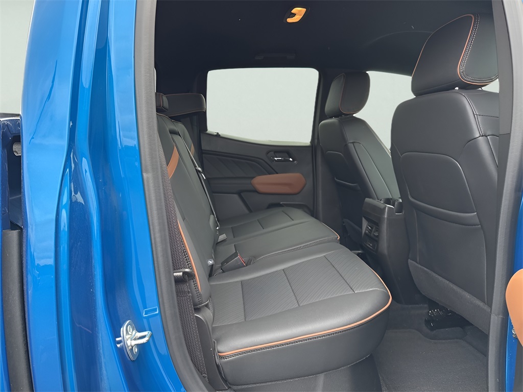 2024 GMC Canyon