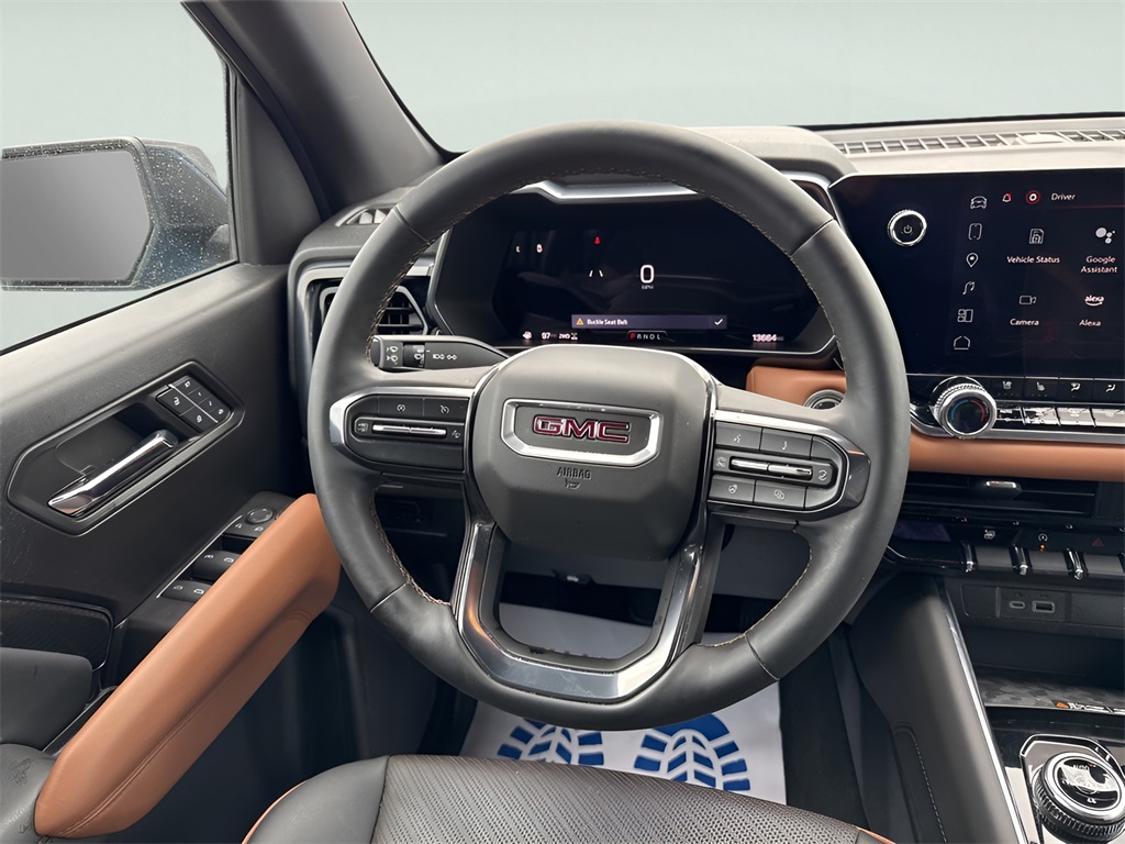 2024 GMC Canyon