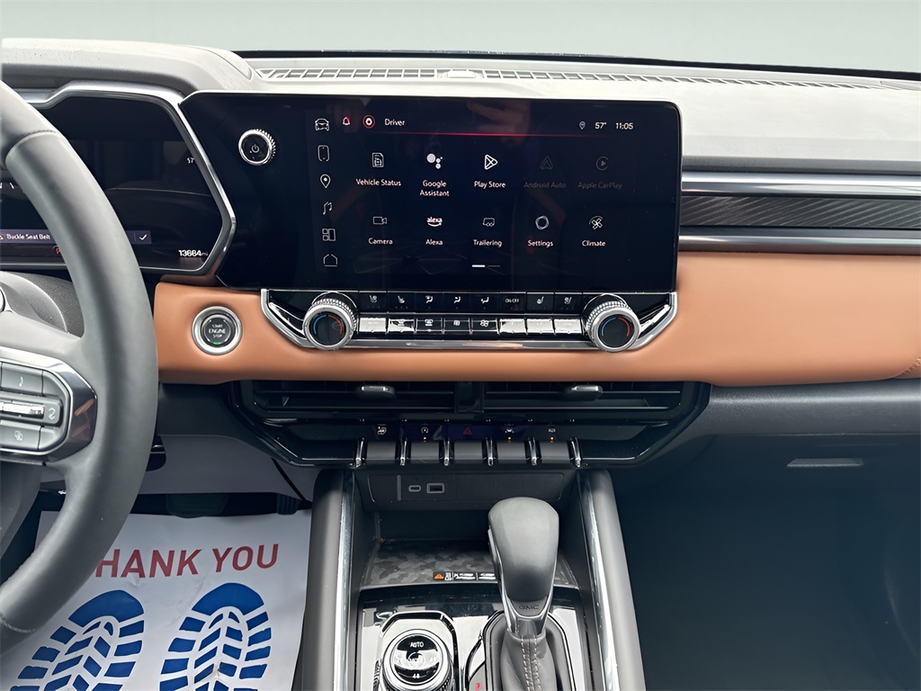 2024 GMC Canyon