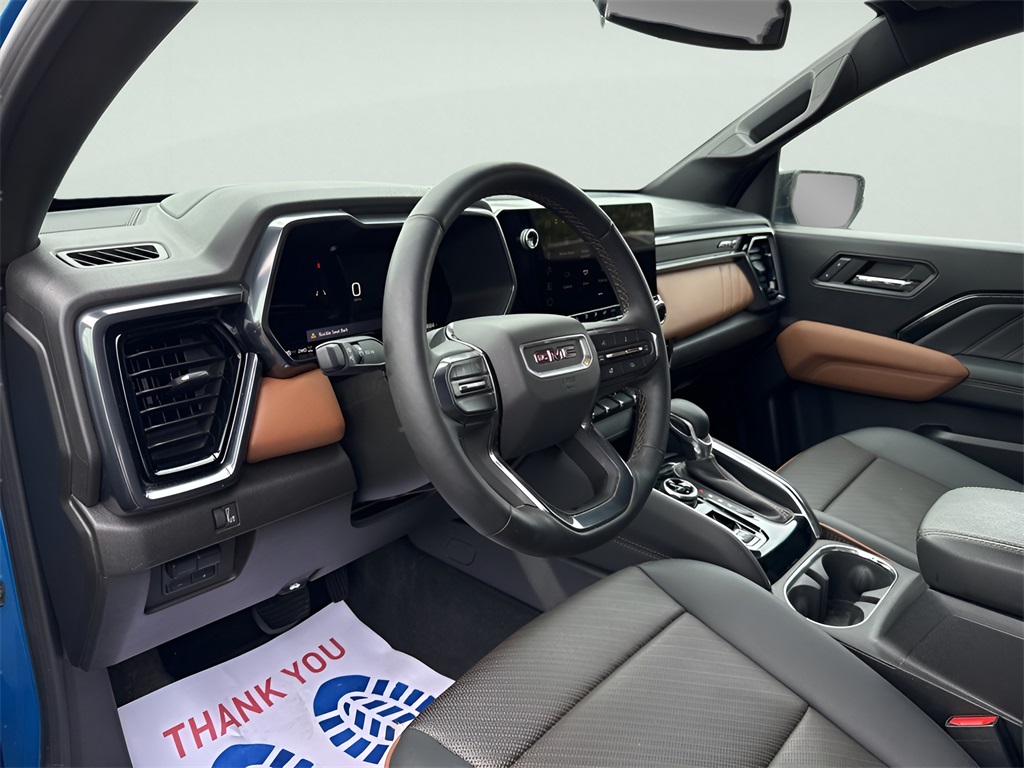 2024 GMC Canyon