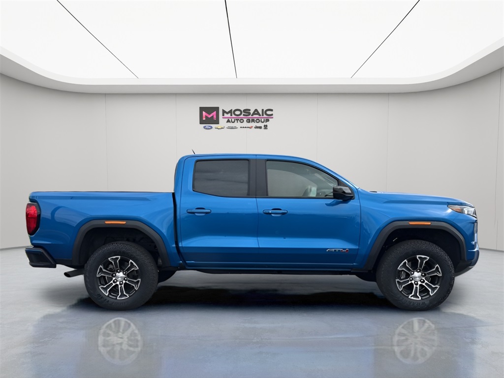 2024 GMC Canyon