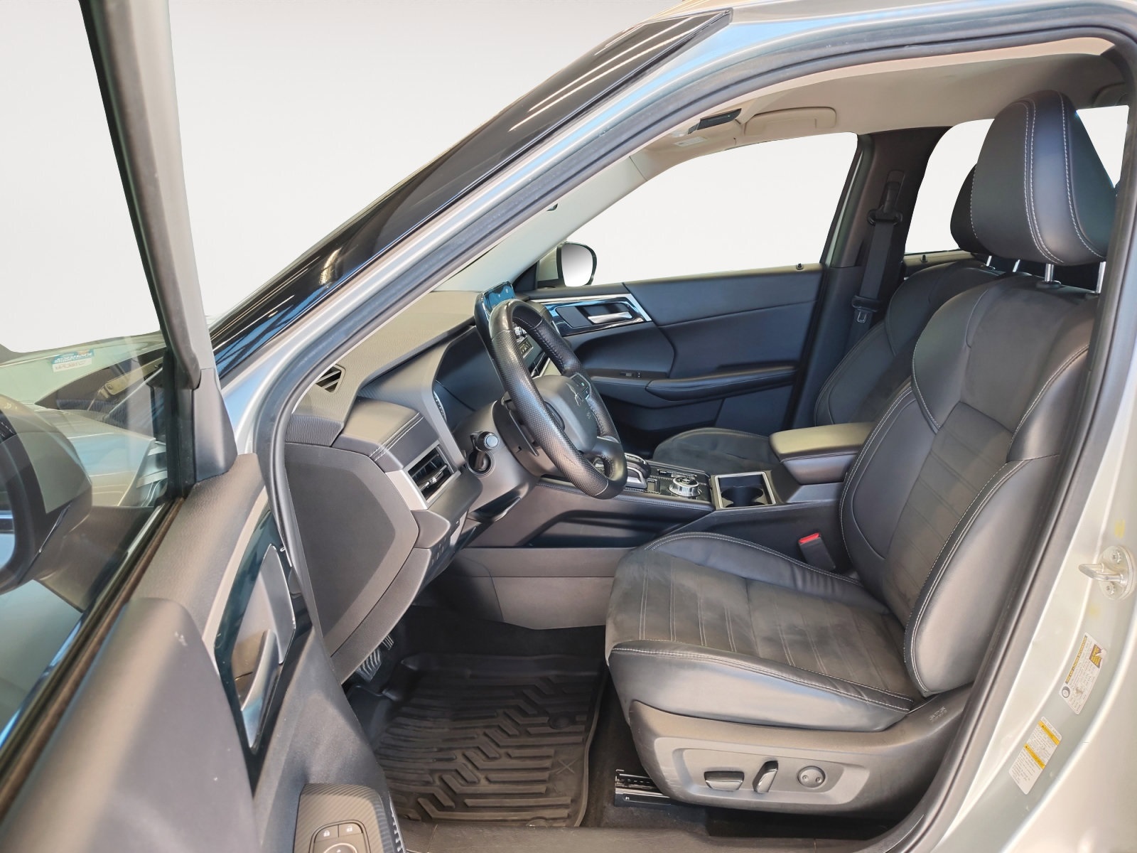 Used Car 2022 Mitsubishi Outlander  Se For Sale Under $20,000 In San Antonio, Texas
