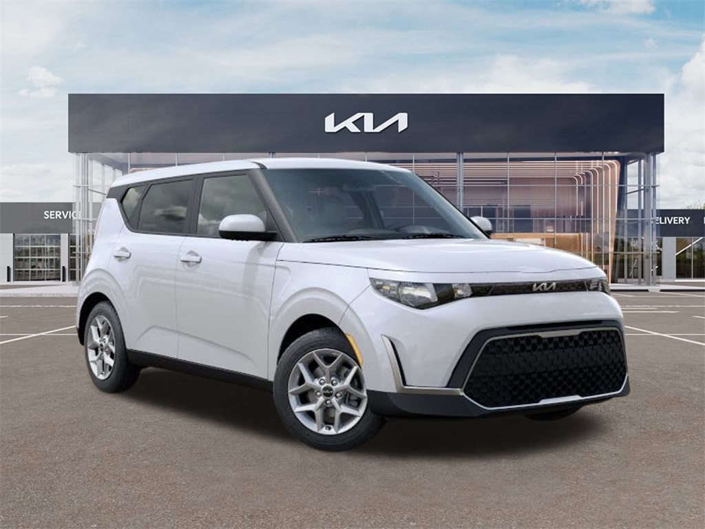 2025 Kia Soul LX White at Community Kia