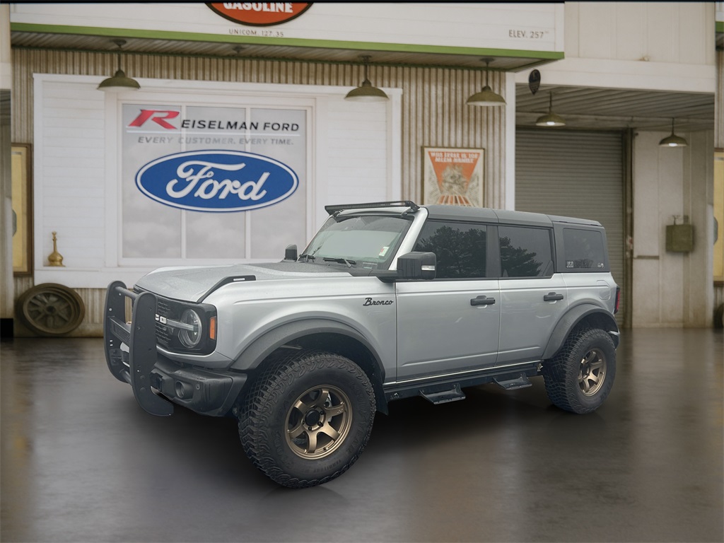 2023 Ford Bronco Wildtrak Advanced 4-Door 4WD