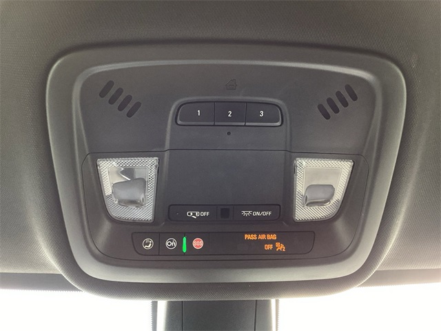 Used Car 2023 Chevrolet Traverse  Lt For Sale Under $30,000 In San Antonio, Texas