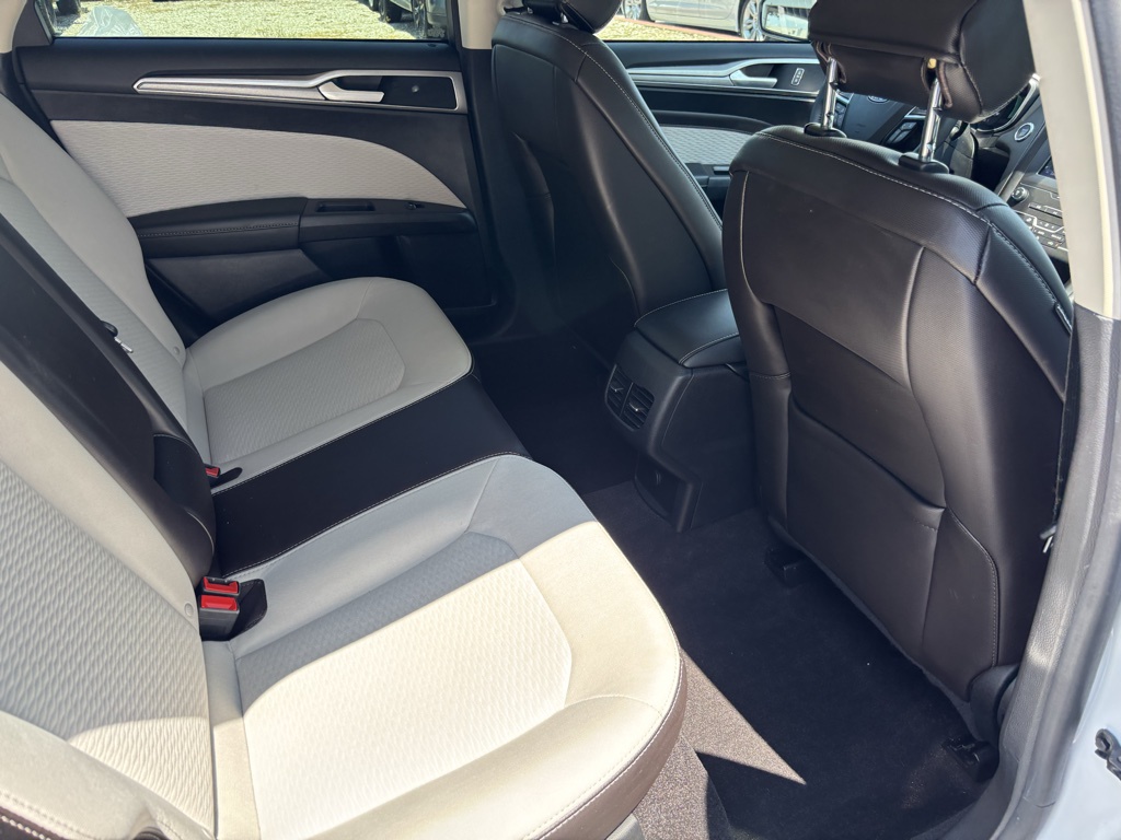 Used Car 2020 Ford Fusion  Se For Sale In Austin, Texas
