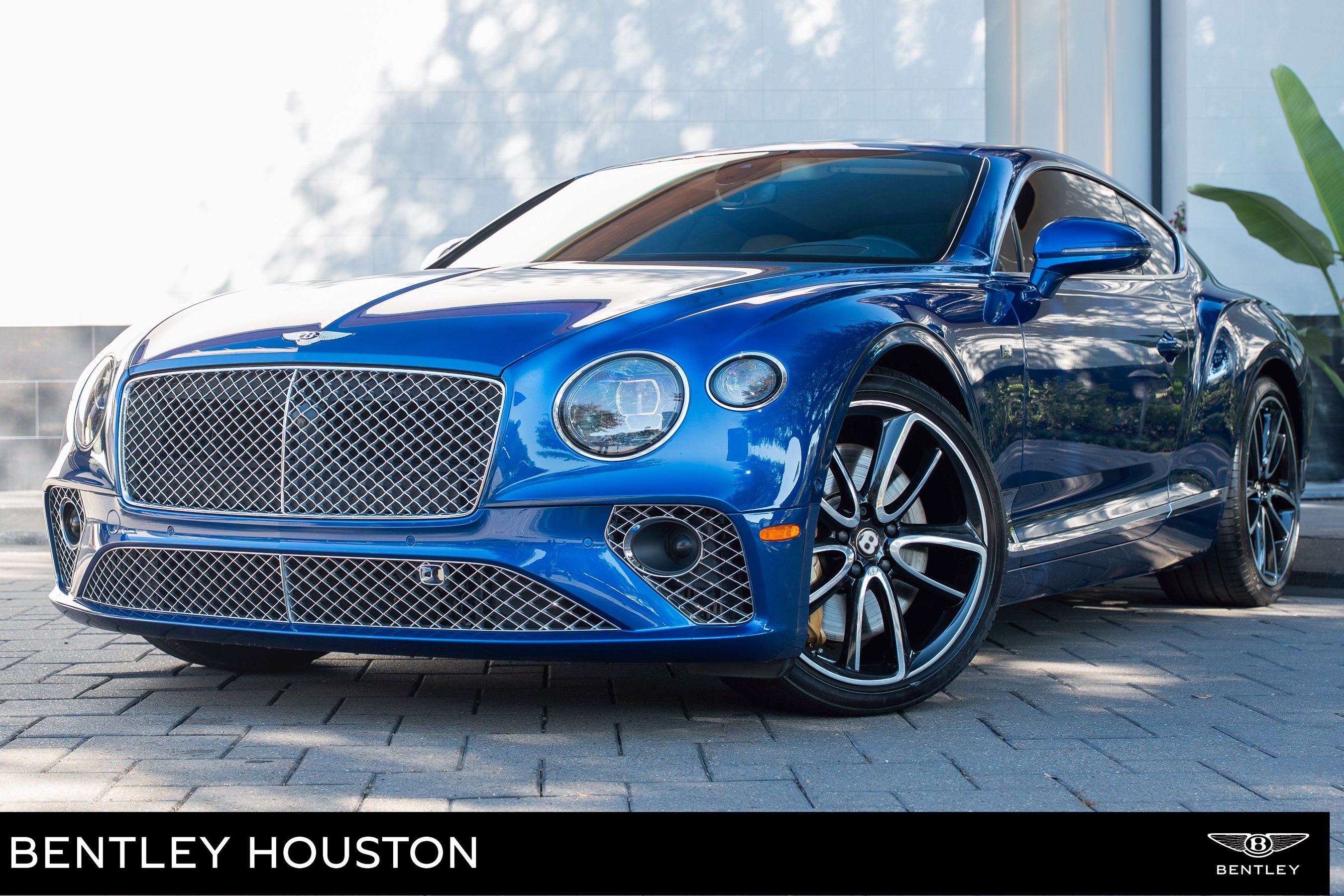 /2020 Bentley Continental-GT