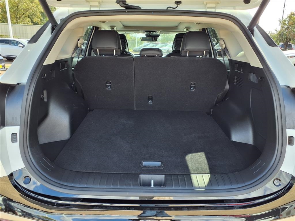 2023 Kia Sportage Hybrid SX-Prestige White at Traditions Chevrolet