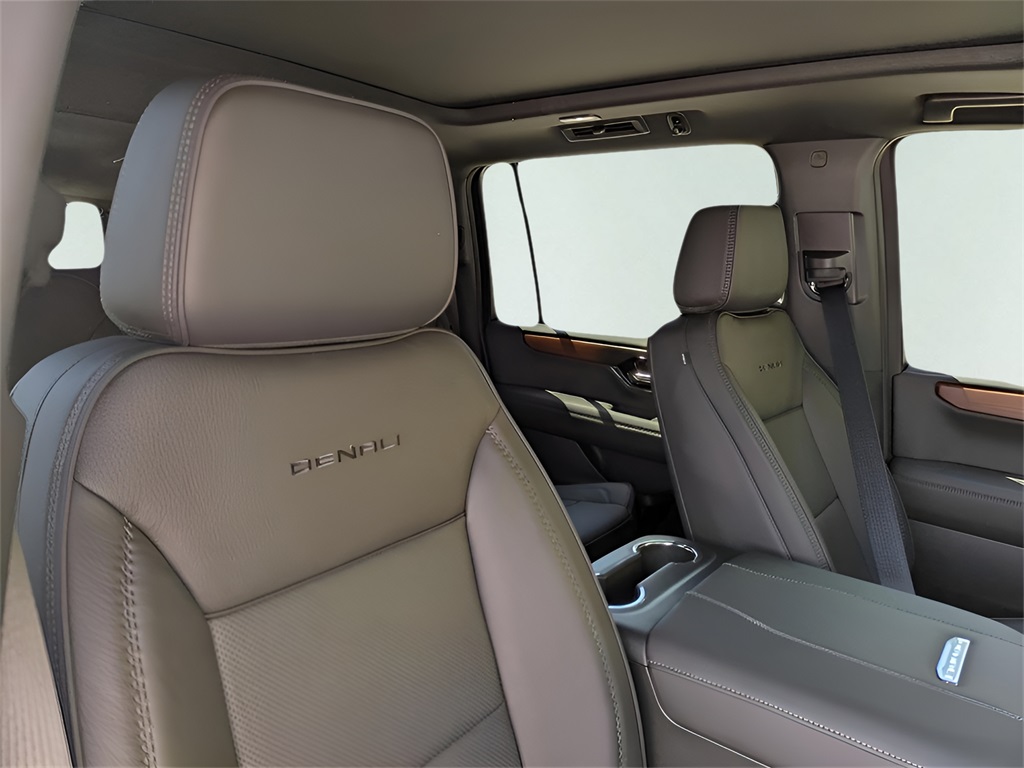 New Car 2025 Gmc Yukon Xl  Denali For Sale Under $100,000 In Austin, Texas