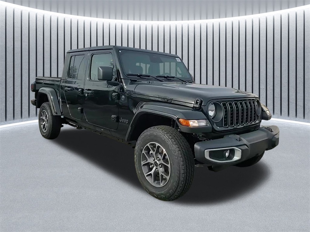 2026 Jeep Gladiator Sport S 