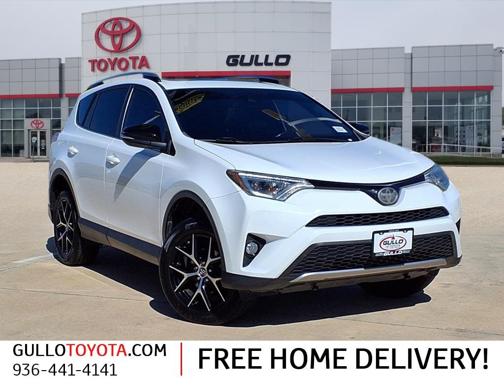 2017 Toyota RAV4 SE White at Wharton Ford