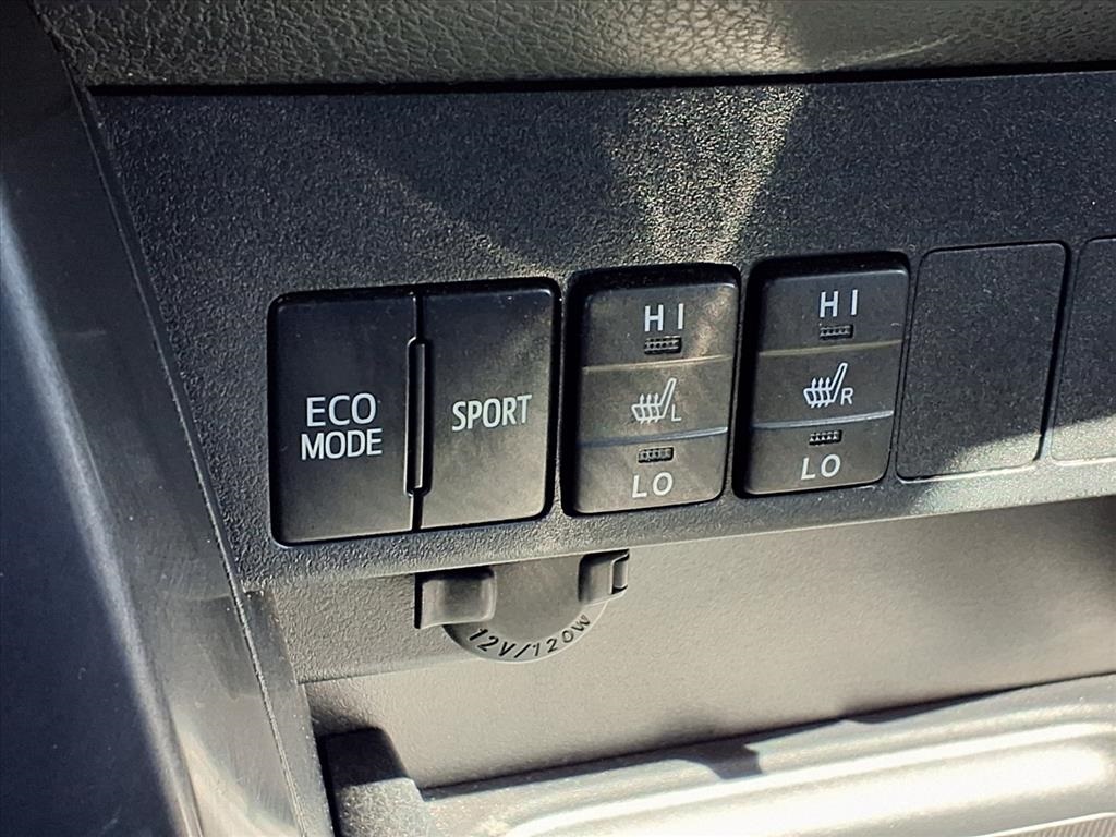 2017 Toyota RAV4 SE White at Wharton Ford