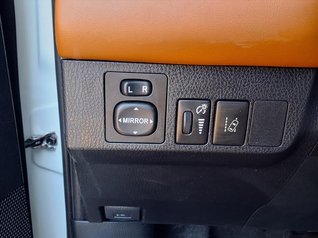 2017 Toyota RAV4 SE White at Wharton Ford