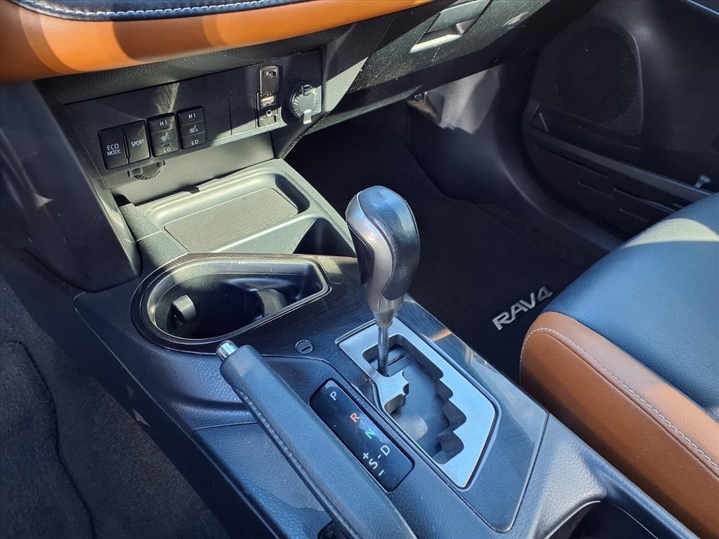 2017 Toyota RAV4 SE White at Wharton Ford