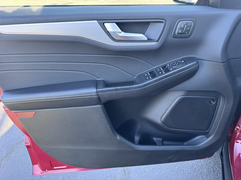 FordEscape Plug-In Hybrid23