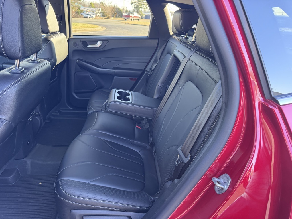 FordEscape Plug-In Hybrid33