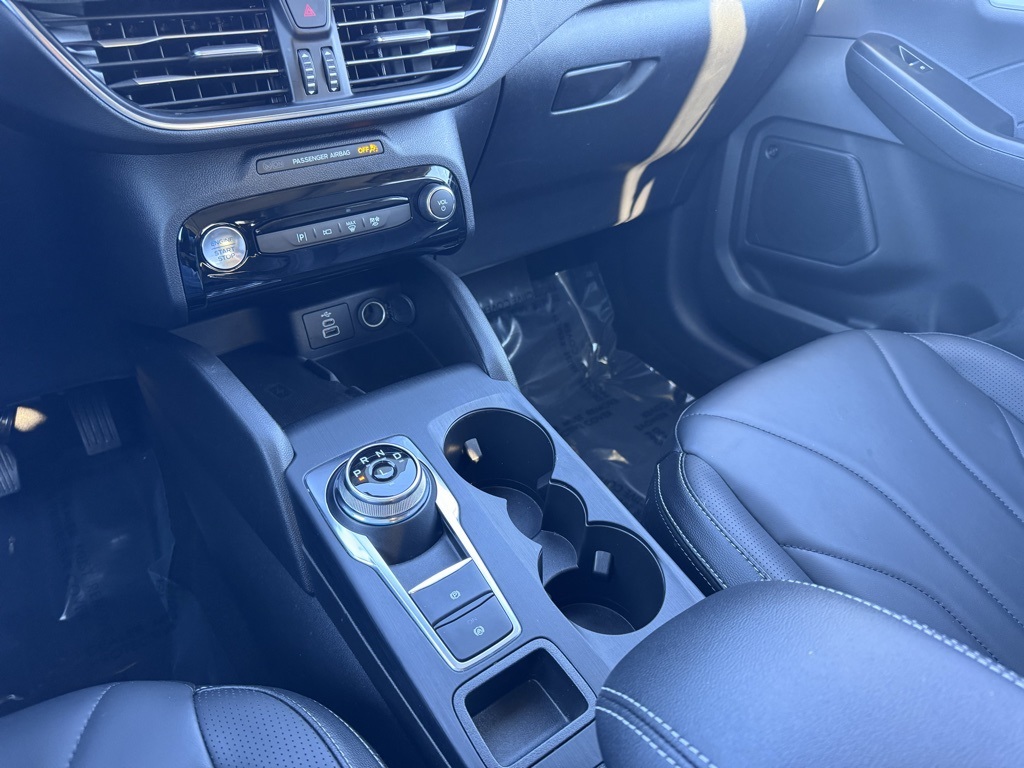 FordEscape Plug-In Hybrid37