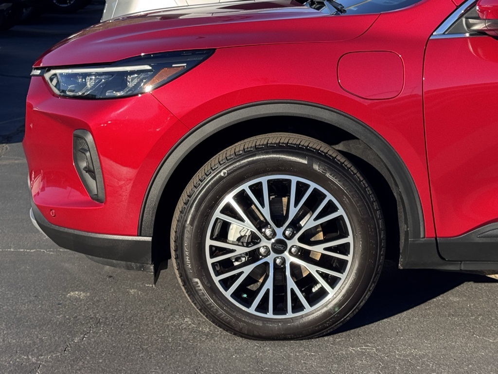 FordEscape Plug-In Hybrid40