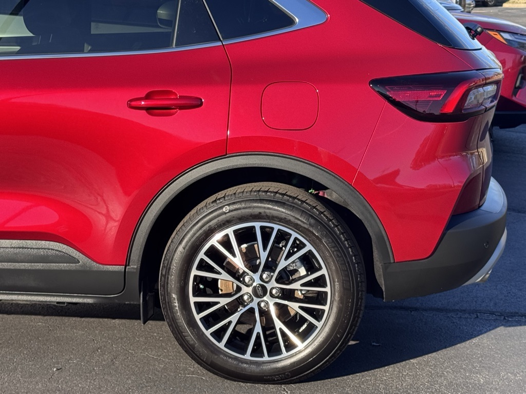 FordEscape Plug-In Hybrid41