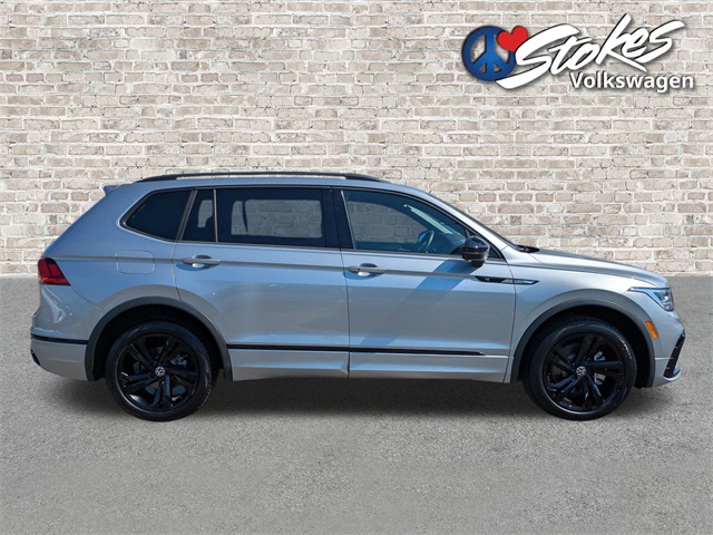 2024 Volkswagen Tiguan 2.0T SE R-Line Black - 2