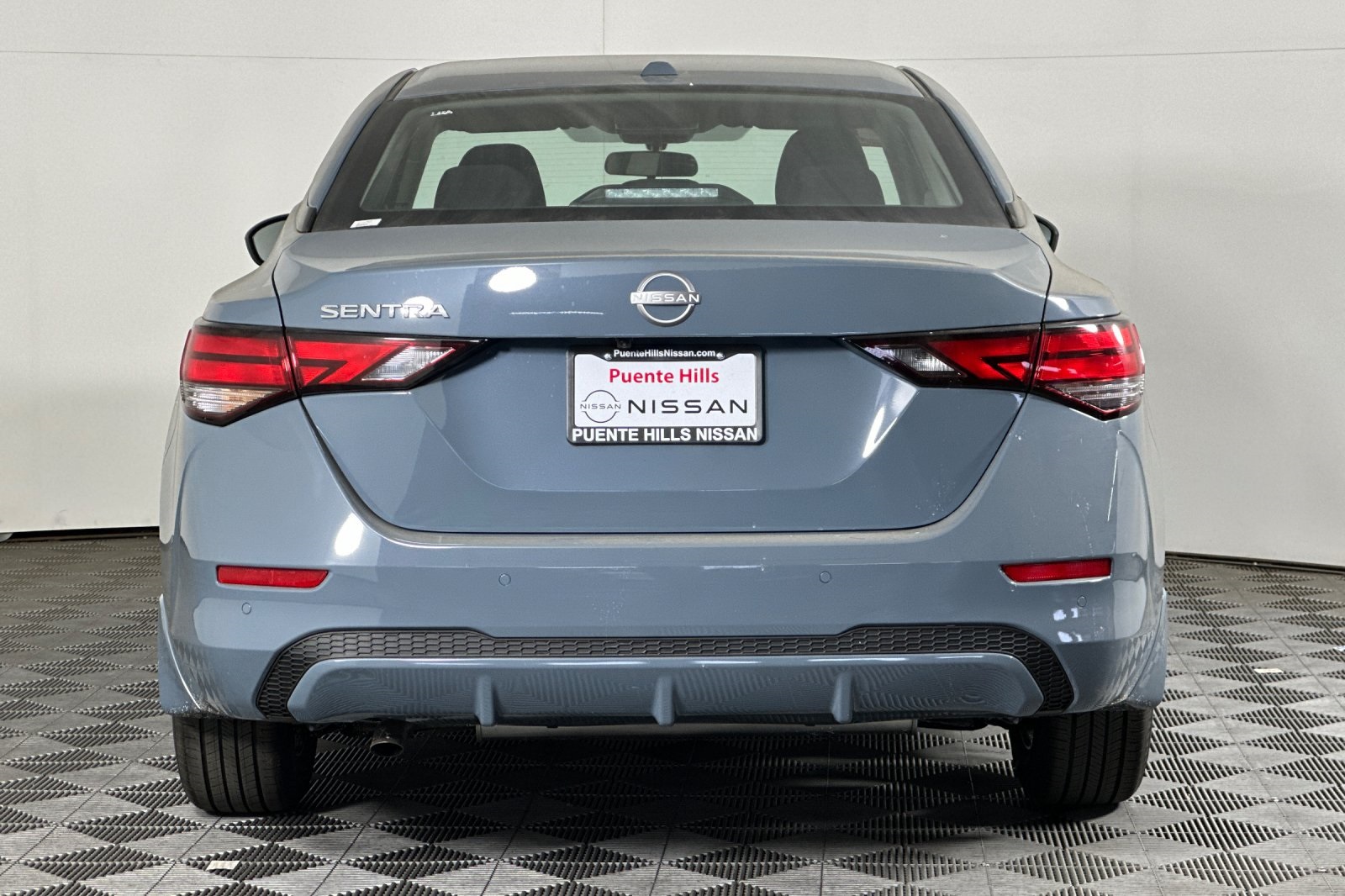 2025 Nissan Sentra SV photo 4