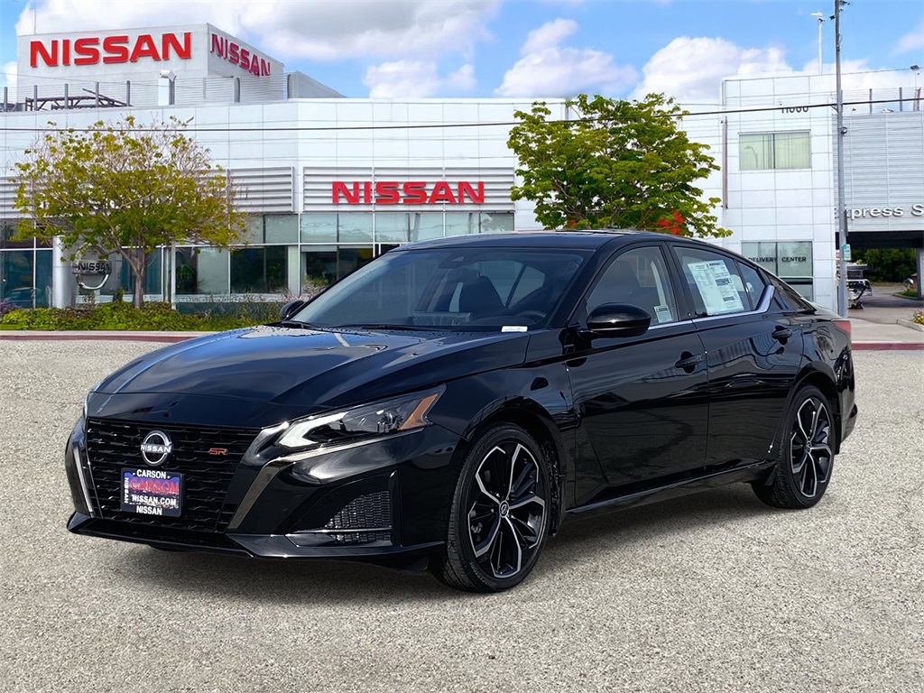 2025 Nissan Altima 2.5 SR