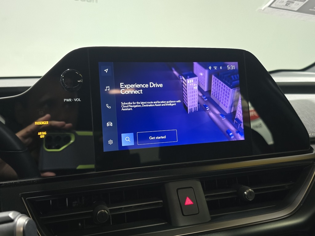 Thumbnail: 2023 Lexus UX - 21