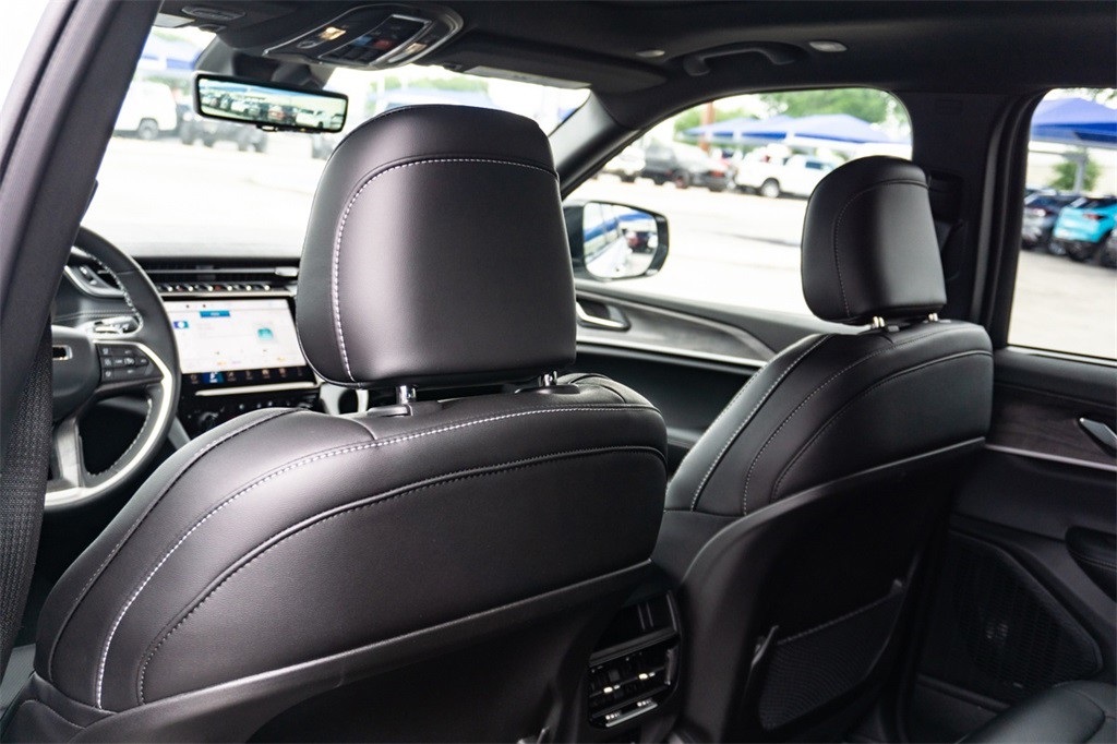 New Car 2025 Jeep Grand Cherokee  Limited For Sale Under $50,000 In San Marcos, Texas