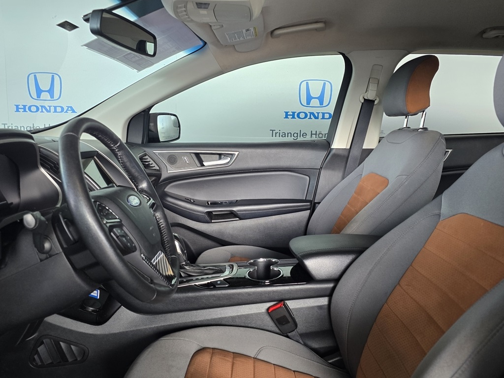 Thumbnail: 2018 Ford Edge - 12