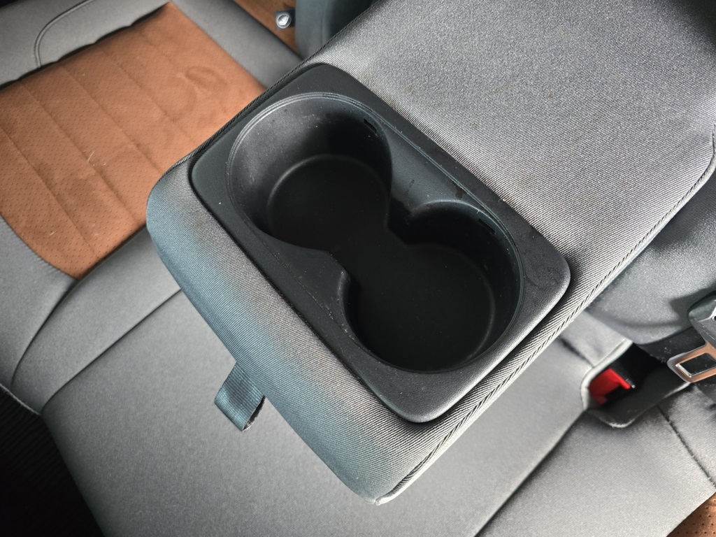 Thumbnail: 2018 Ford Edge - 19